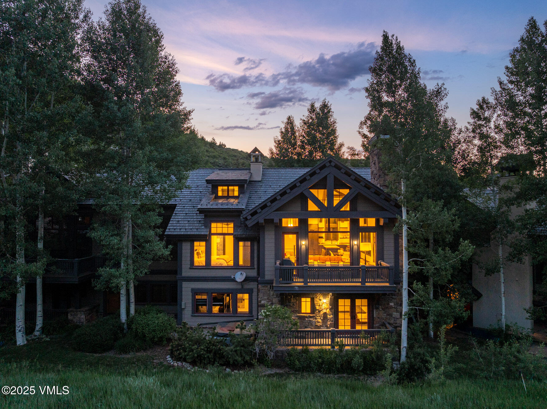 352 Cresta Road