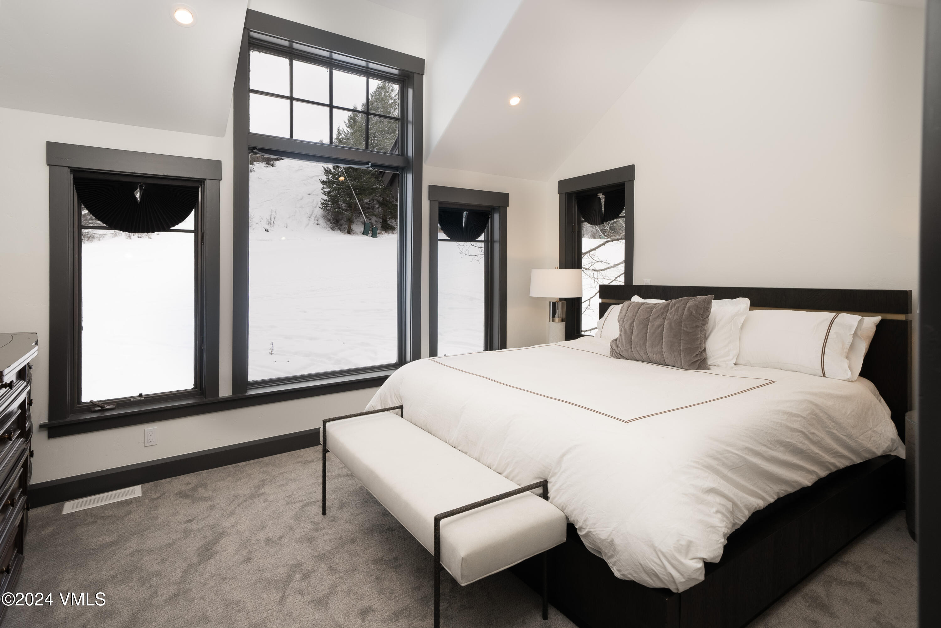 352 Cresta Road | SOLD