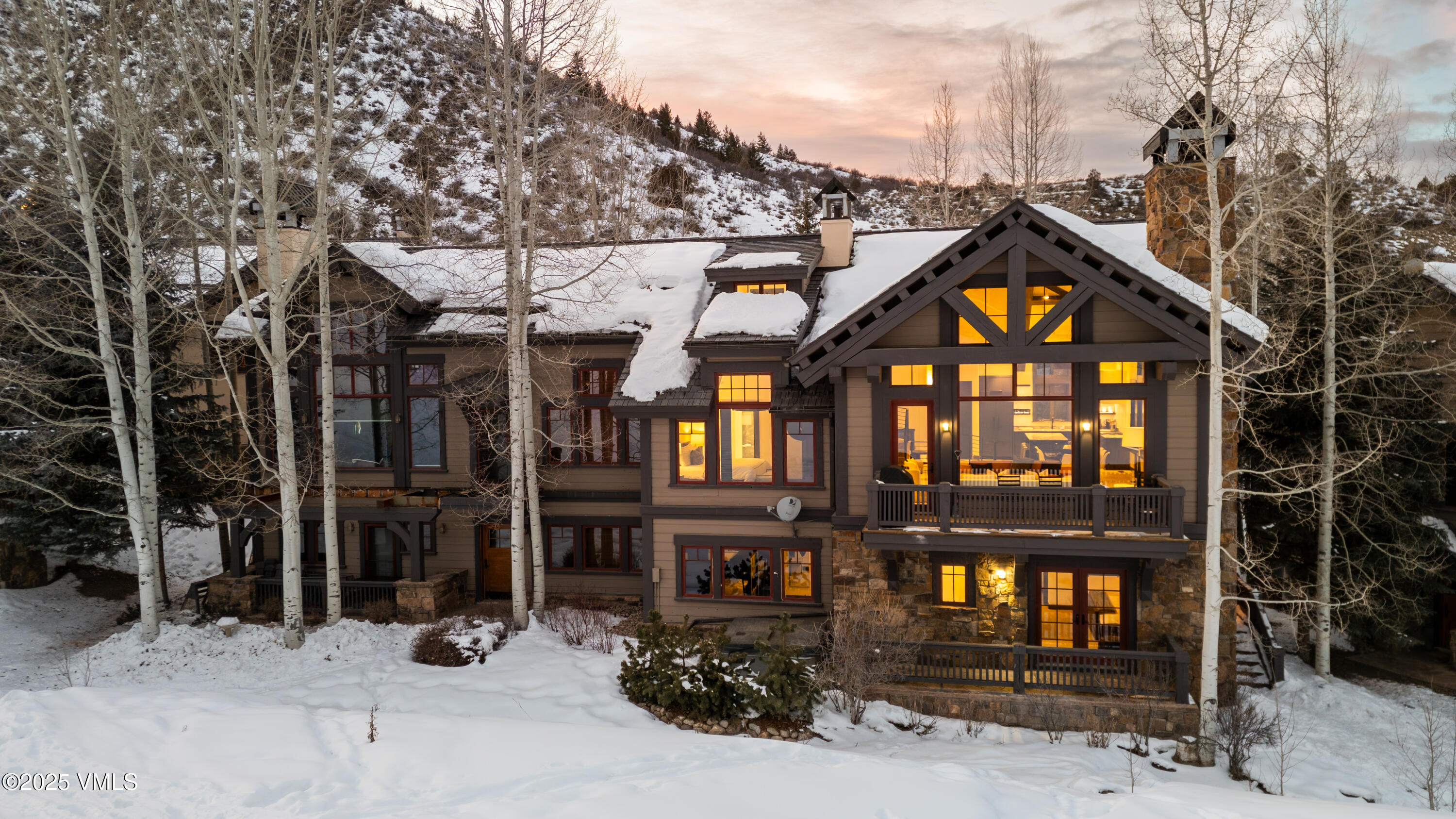 352 Cresta Road