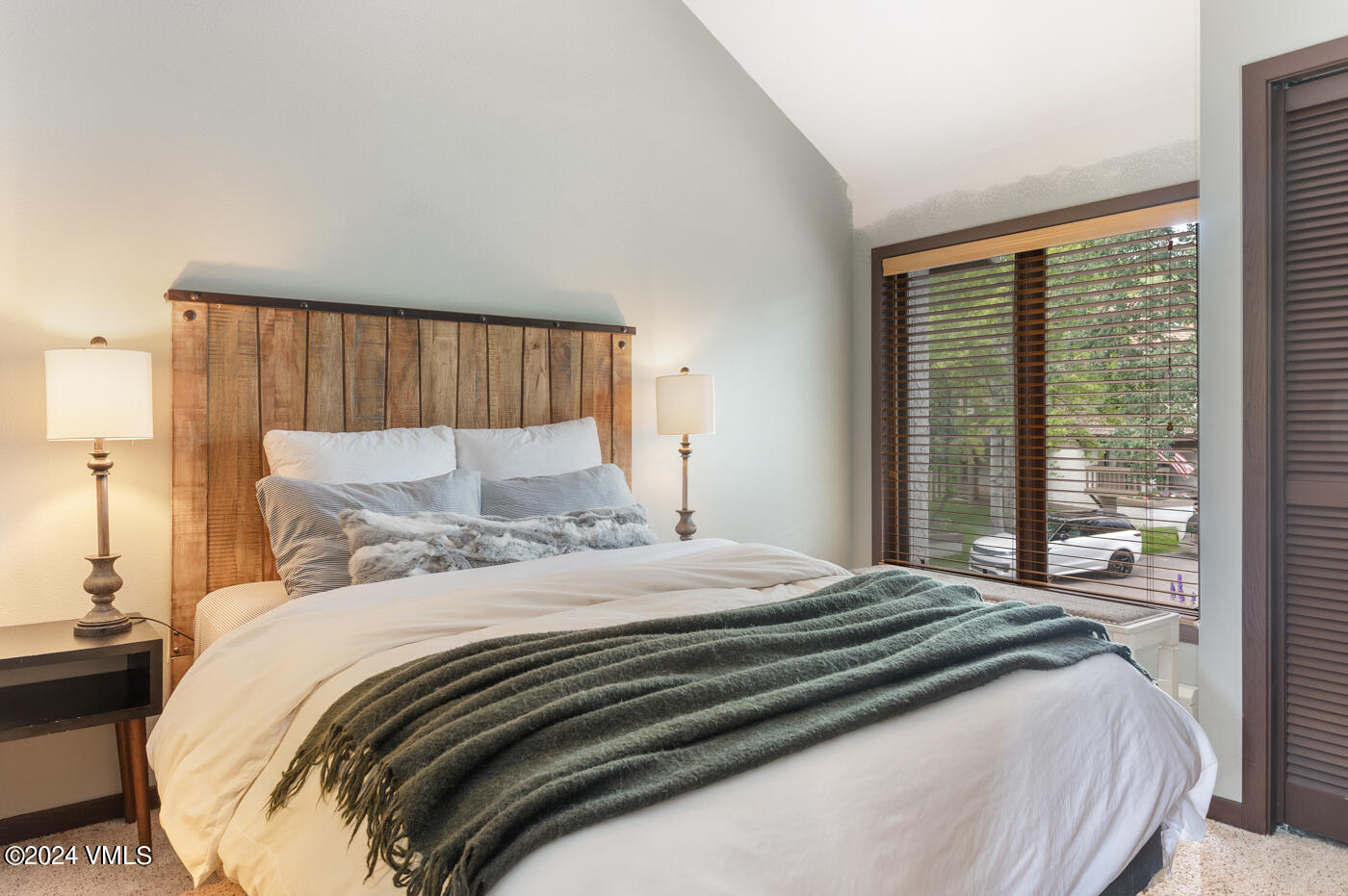 931 Singletree Road, 32