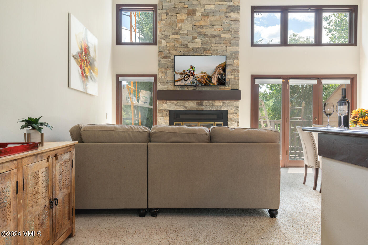 931 Singletree Road, 32