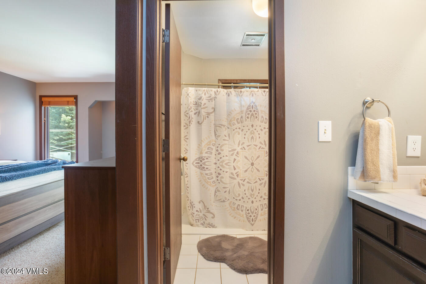 931 Singletree Road, 32