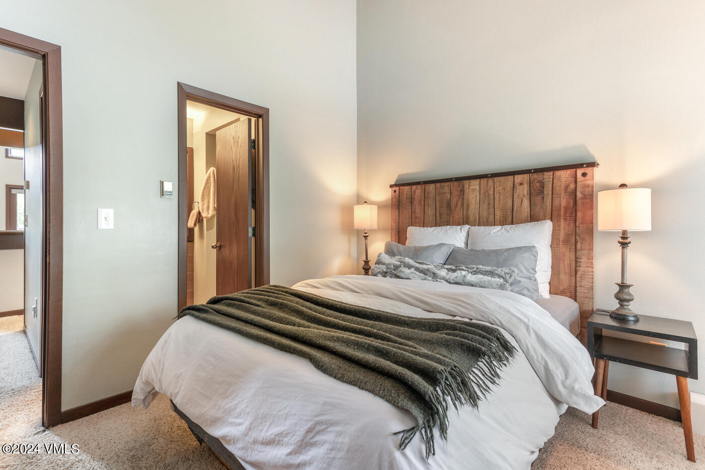 931 Singletree Road, 32