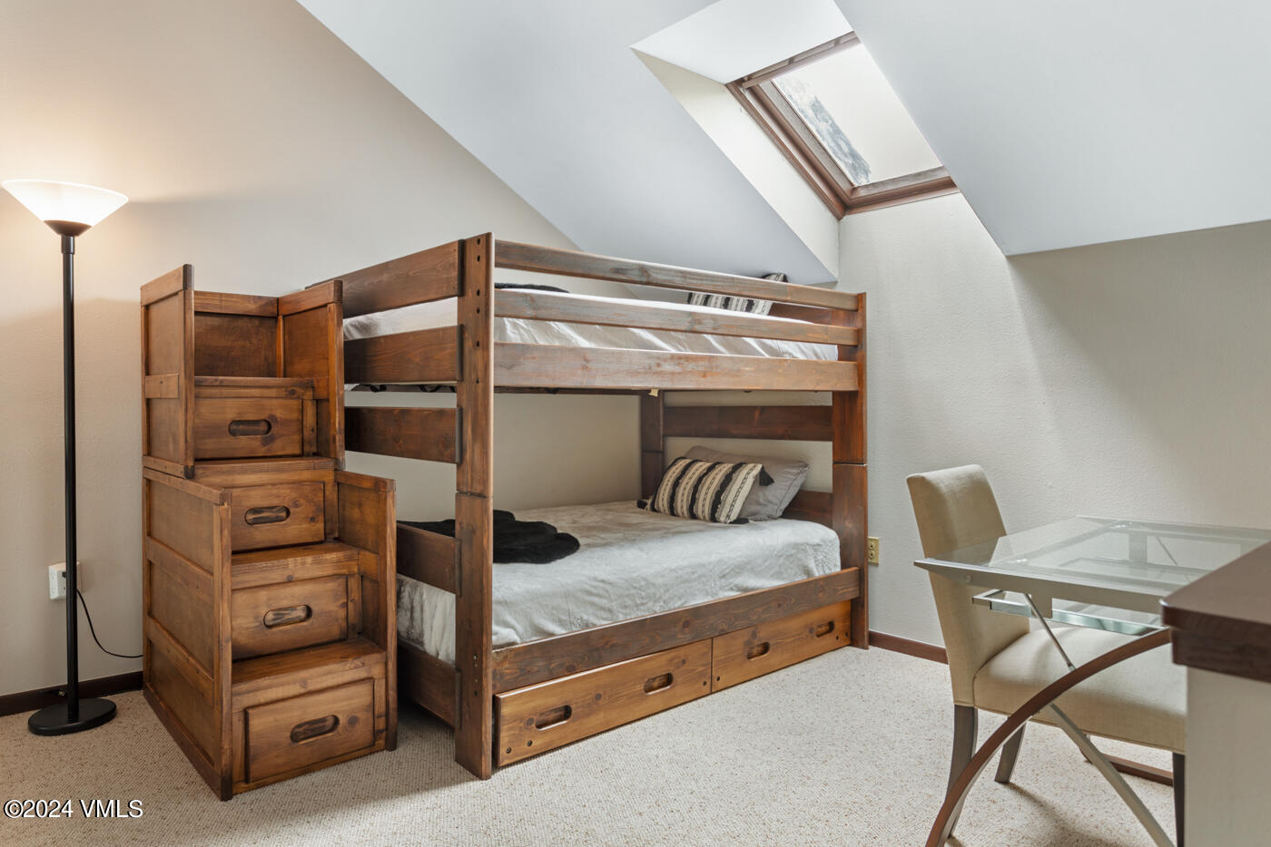 931 Singletree Road, 32