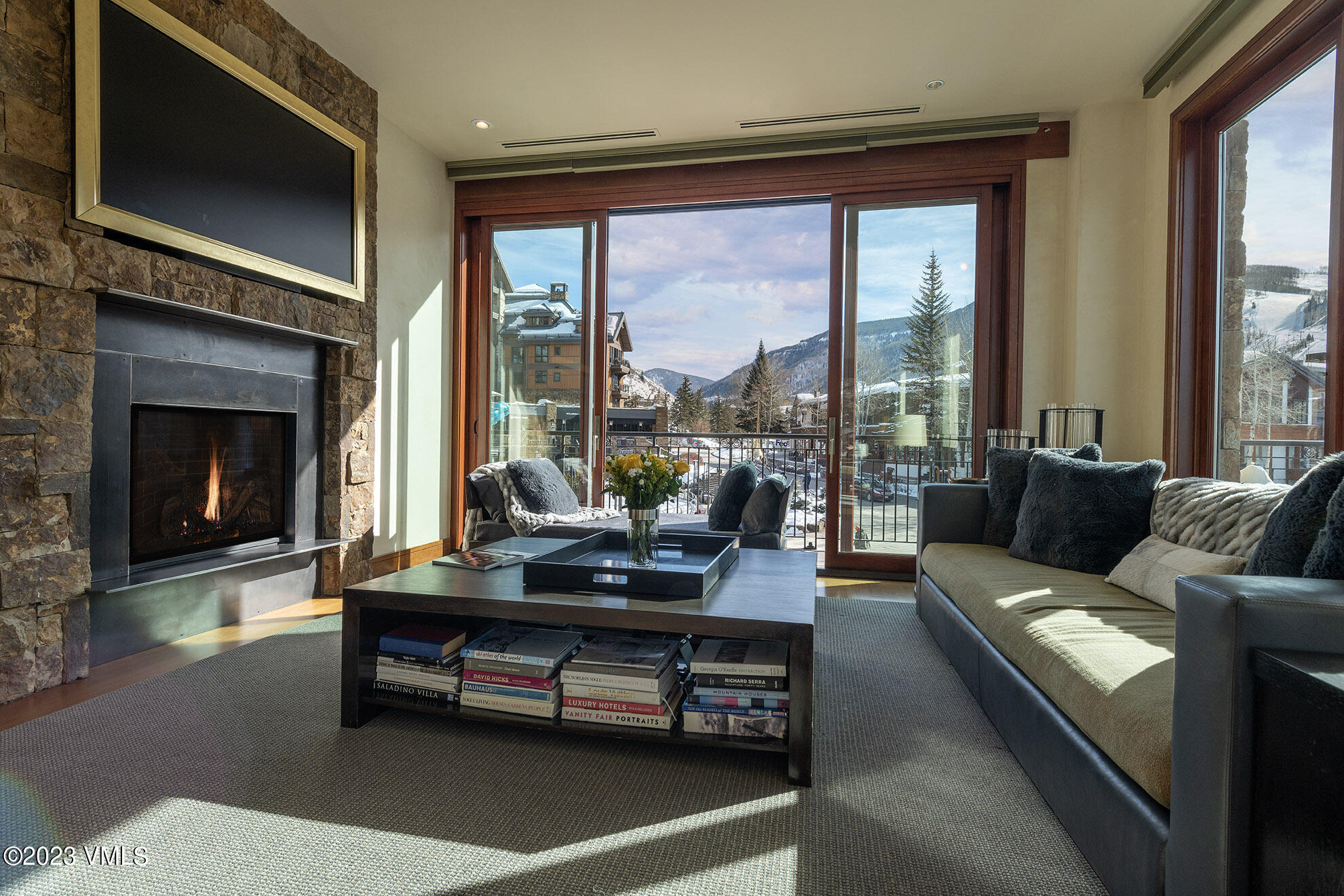 141 E Meadow Drive, 2A SOUTH