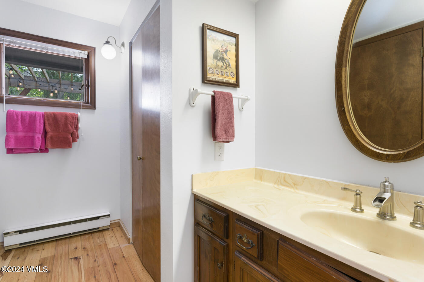 218 W Beaver Creek Boulevard, A & B