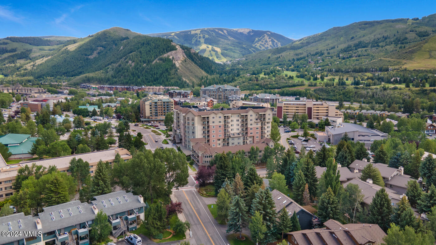 218 W Beaver Creek Boulevard, A & B