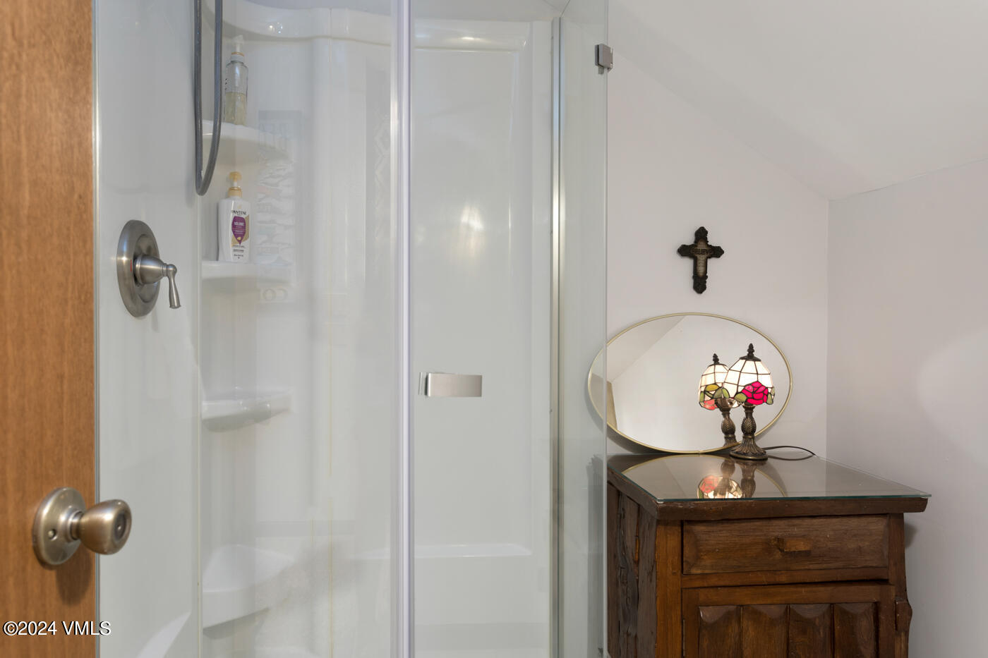 218 W Beaver Creek Boulevard, A & B