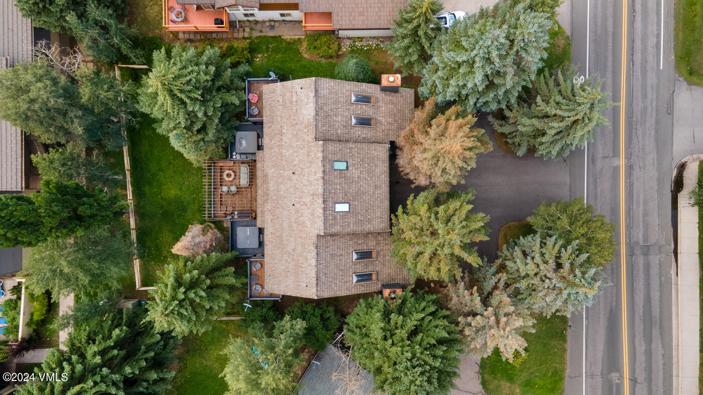 218 W Beaver Creek Boulevard, A & B