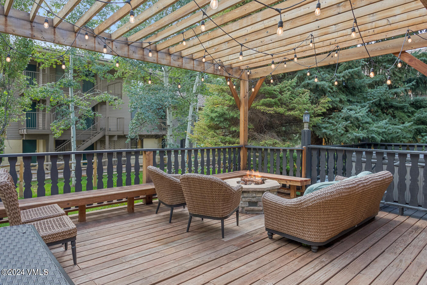 218 W Beaver Creek Boulevard, A & B