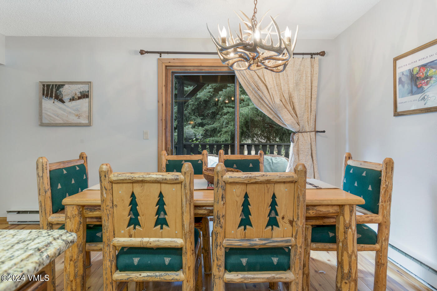 218 W Beaver Creek Boulevard, A & B