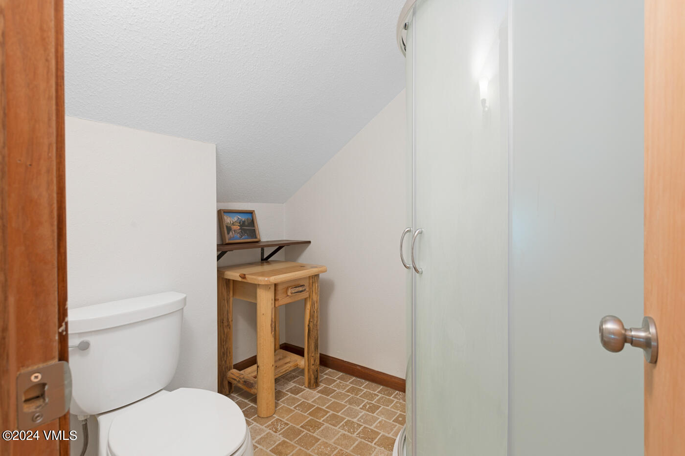 218 W Beaver Creek Boulevard, A & B