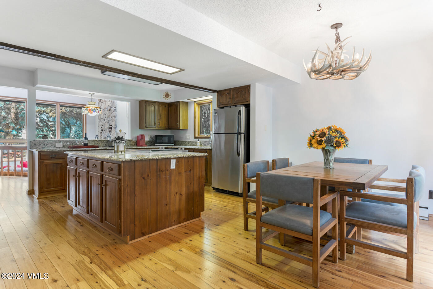 218 W Beaver Creek Boulevard, A & B