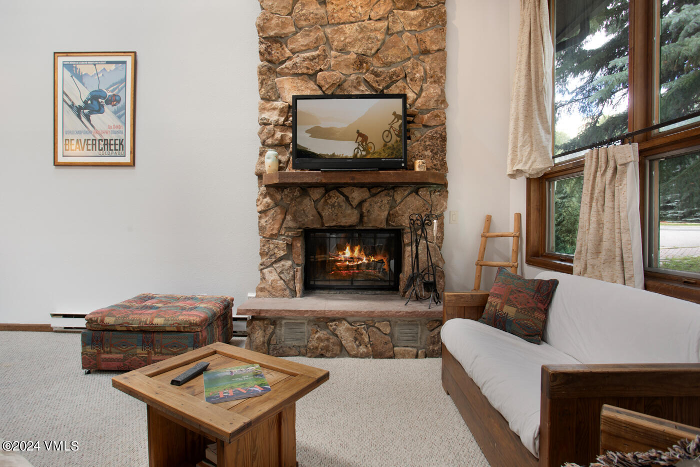 218 W Beaver Creek Boulevard, A & B