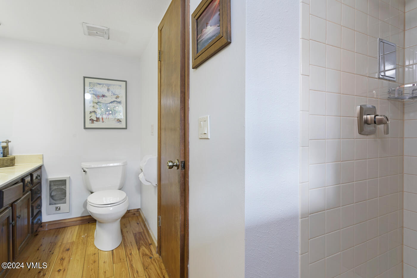 218 W Beaver Creek Boulevard, A & B