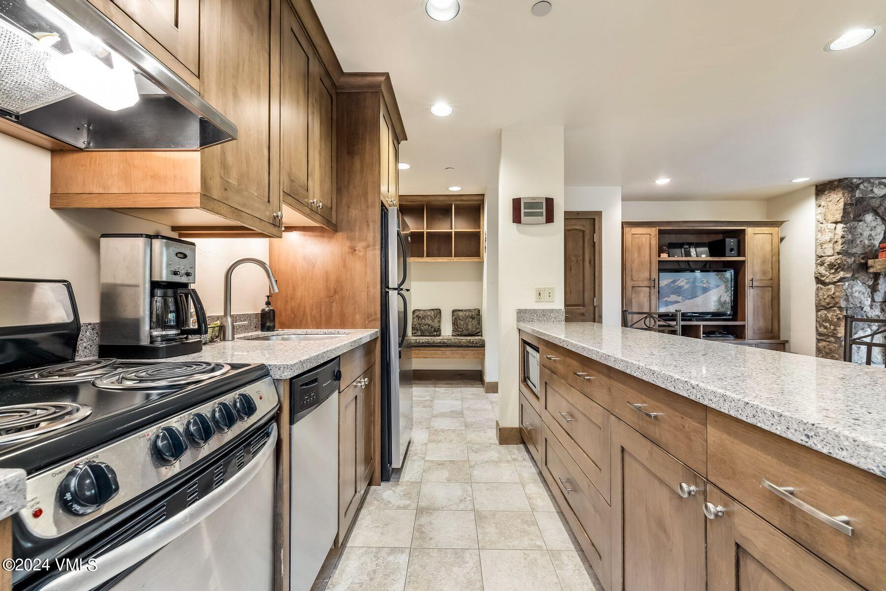 595 Vail Valley Drive Unit: 226