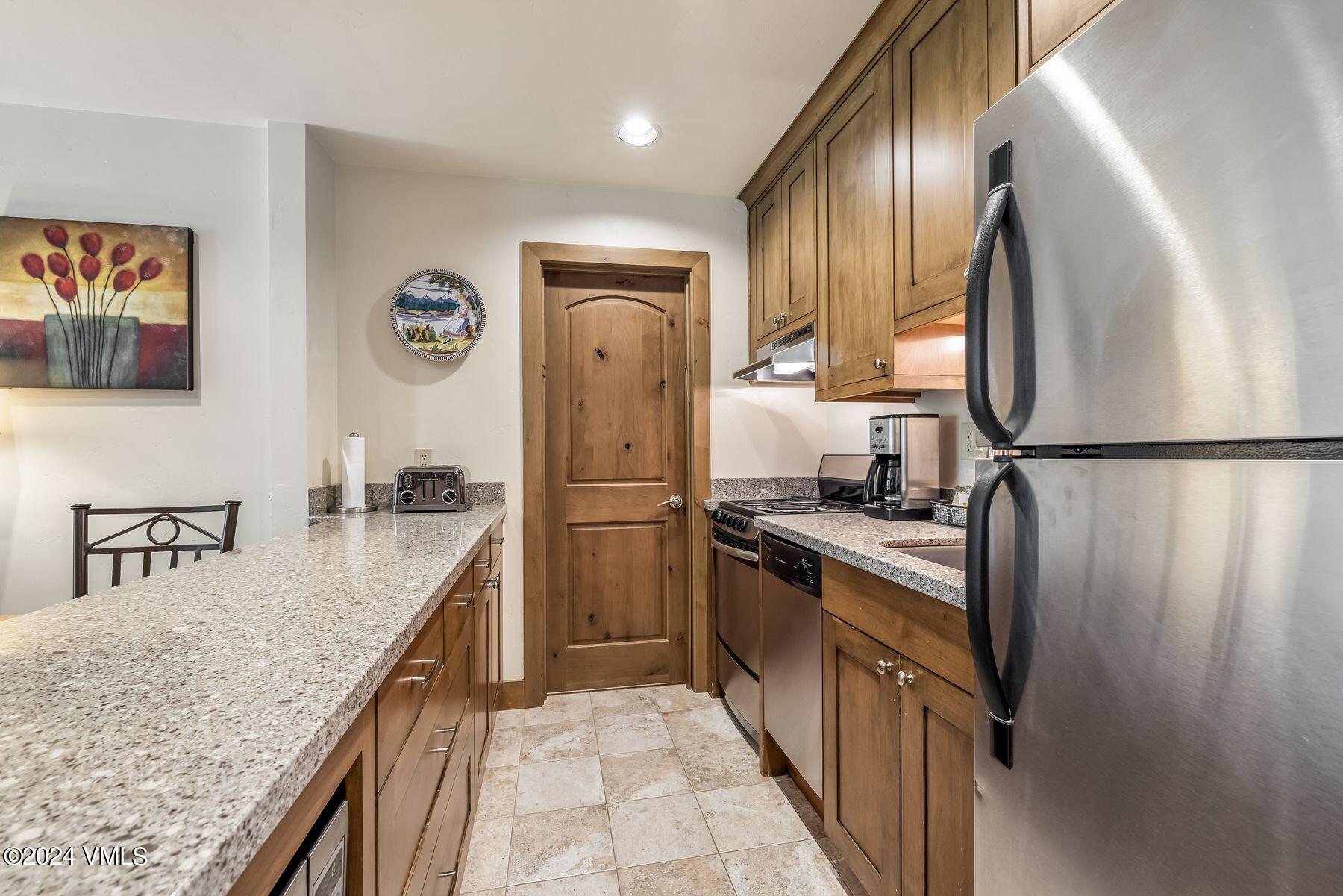 595 Vail Valley Drive Unit: 226