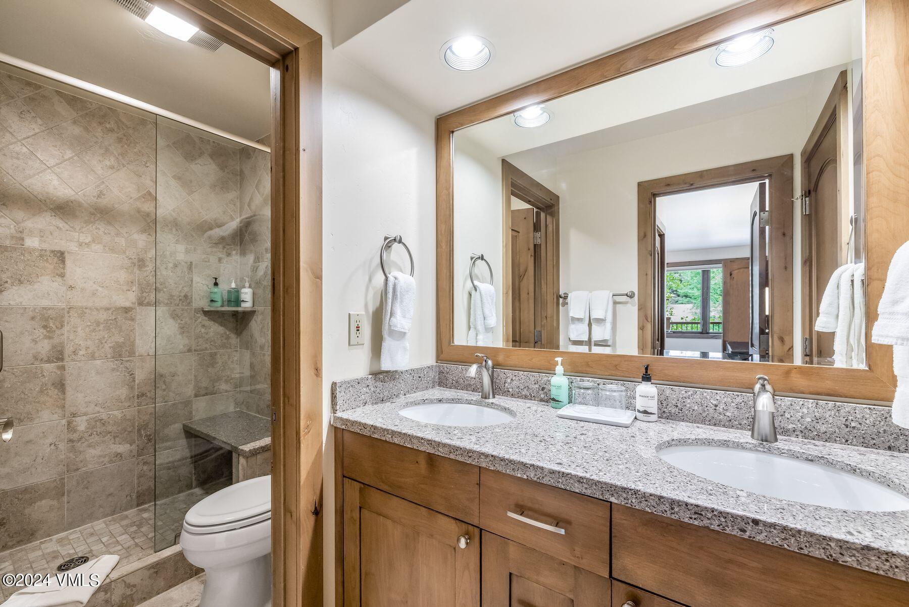 595 Vail Valley Drive Unit: 226