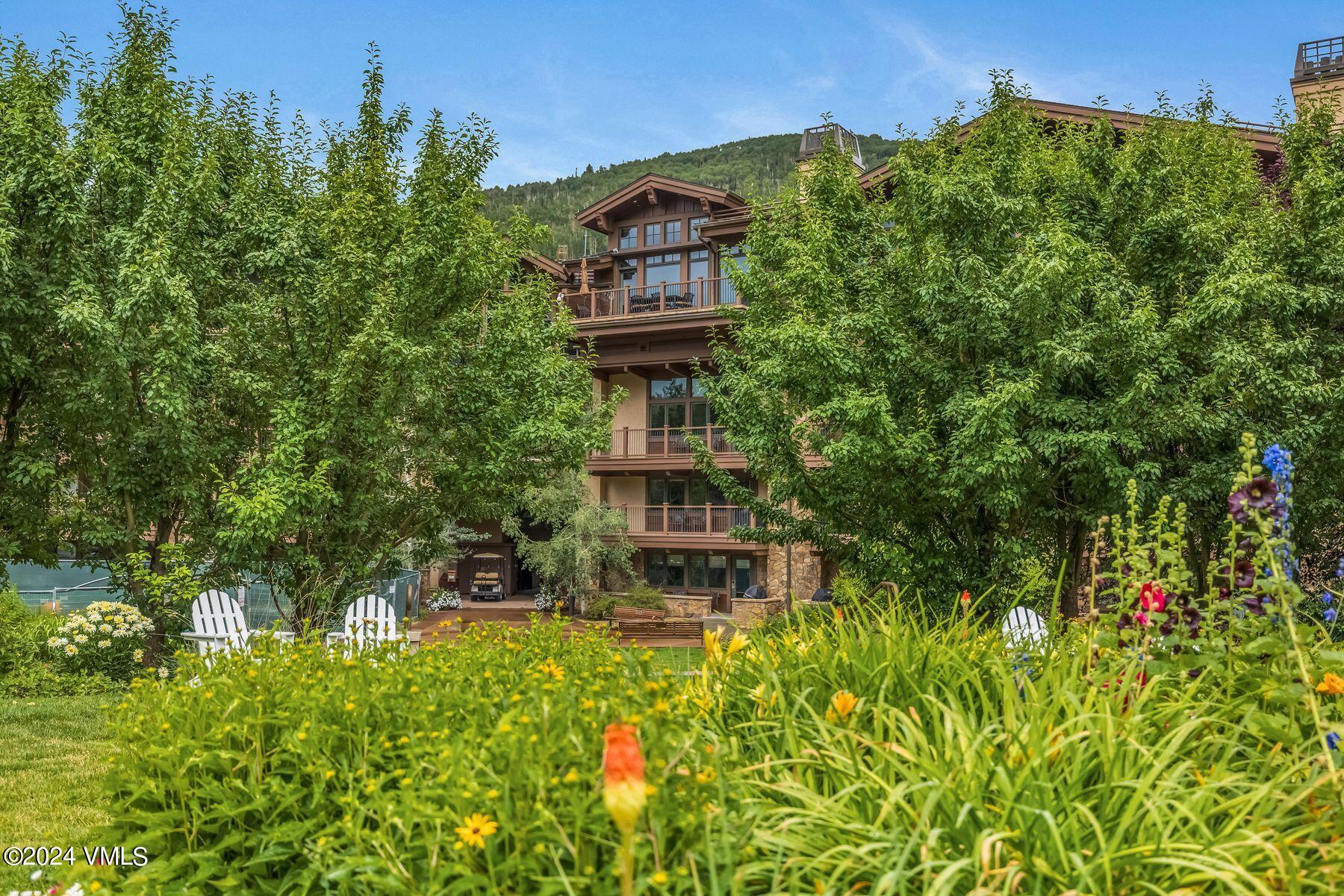 595 Vail Valley Drive Unit: 226