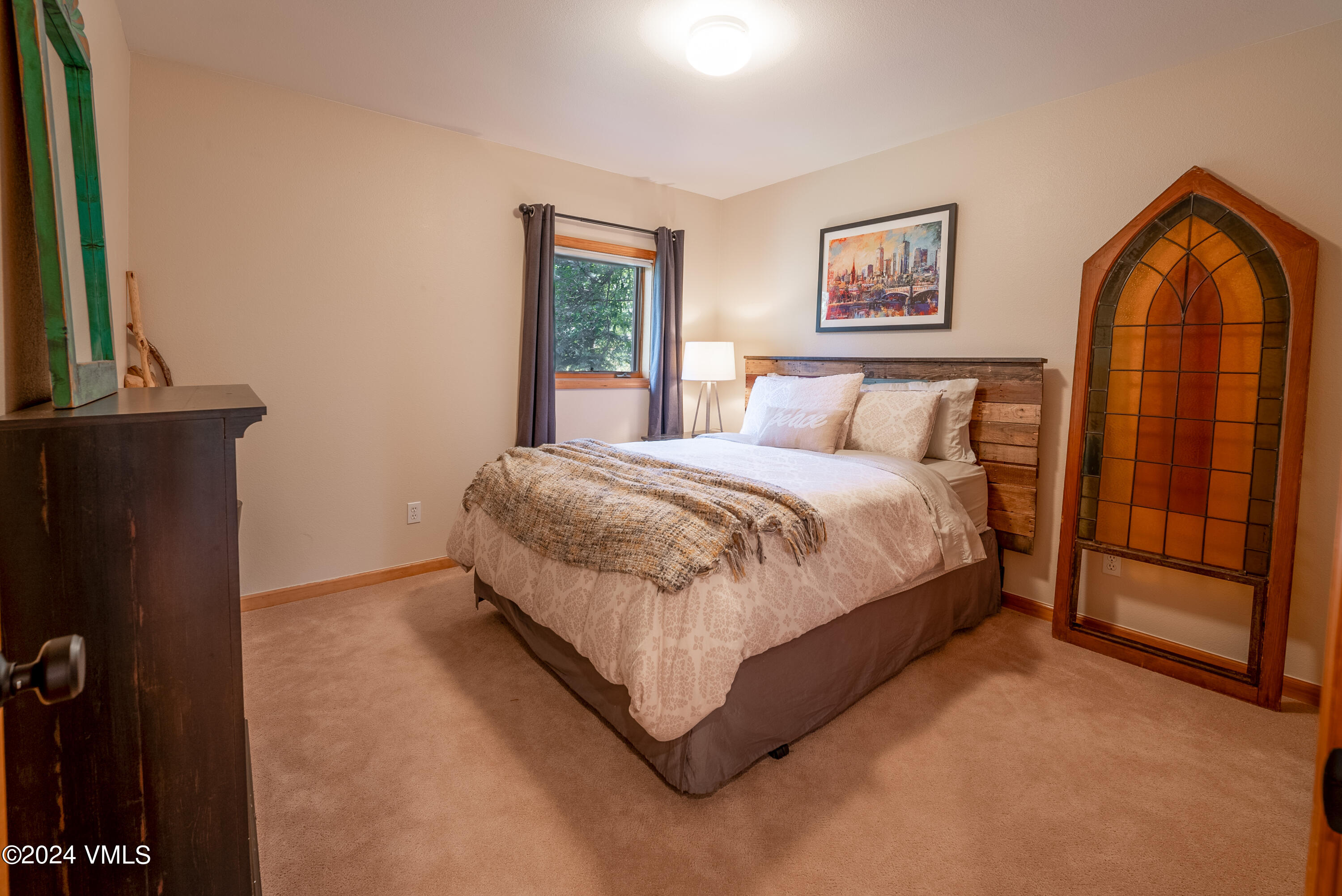 86 Castle Peak Lane | SOLD