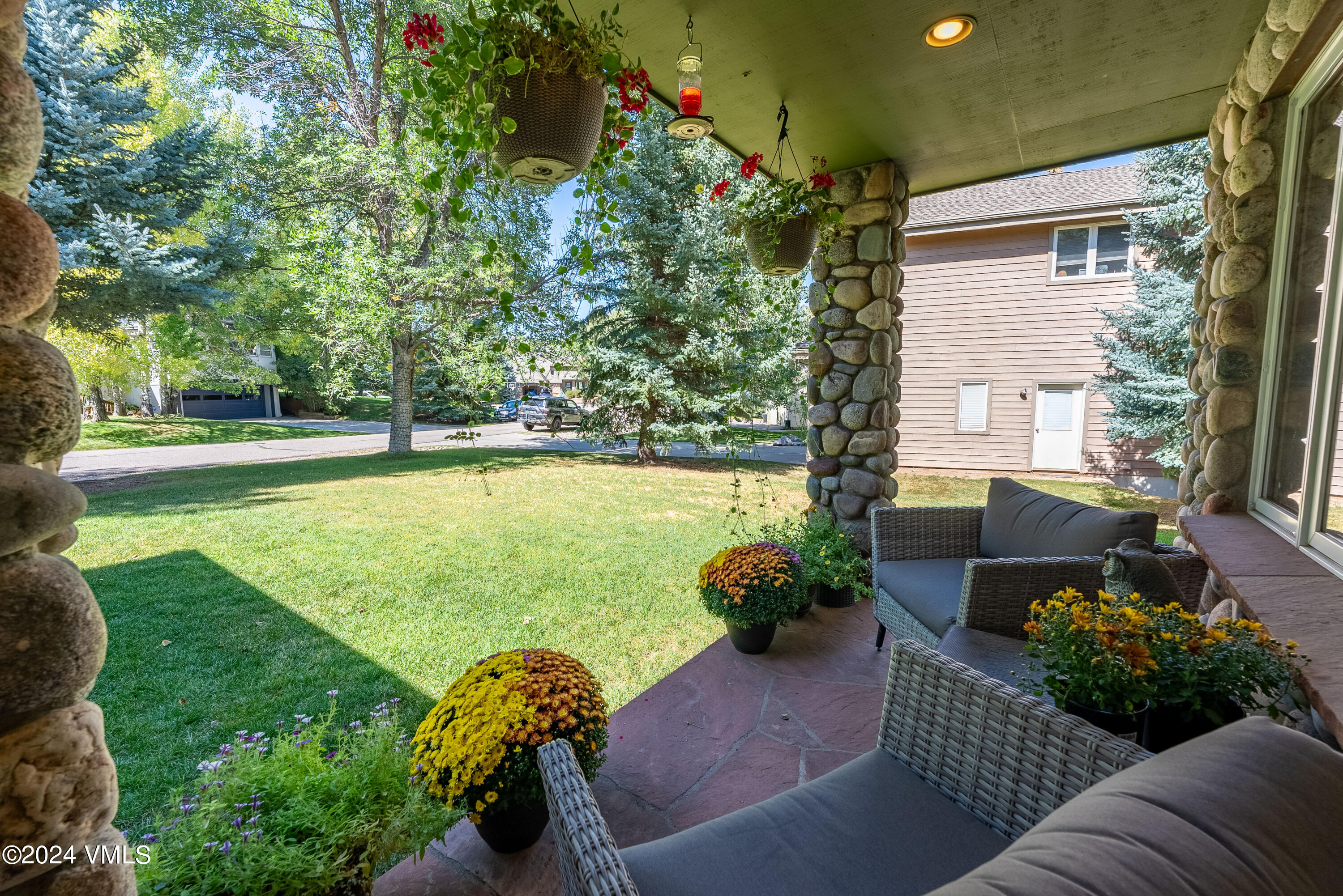 86 Castle Peak Lane | SOLD