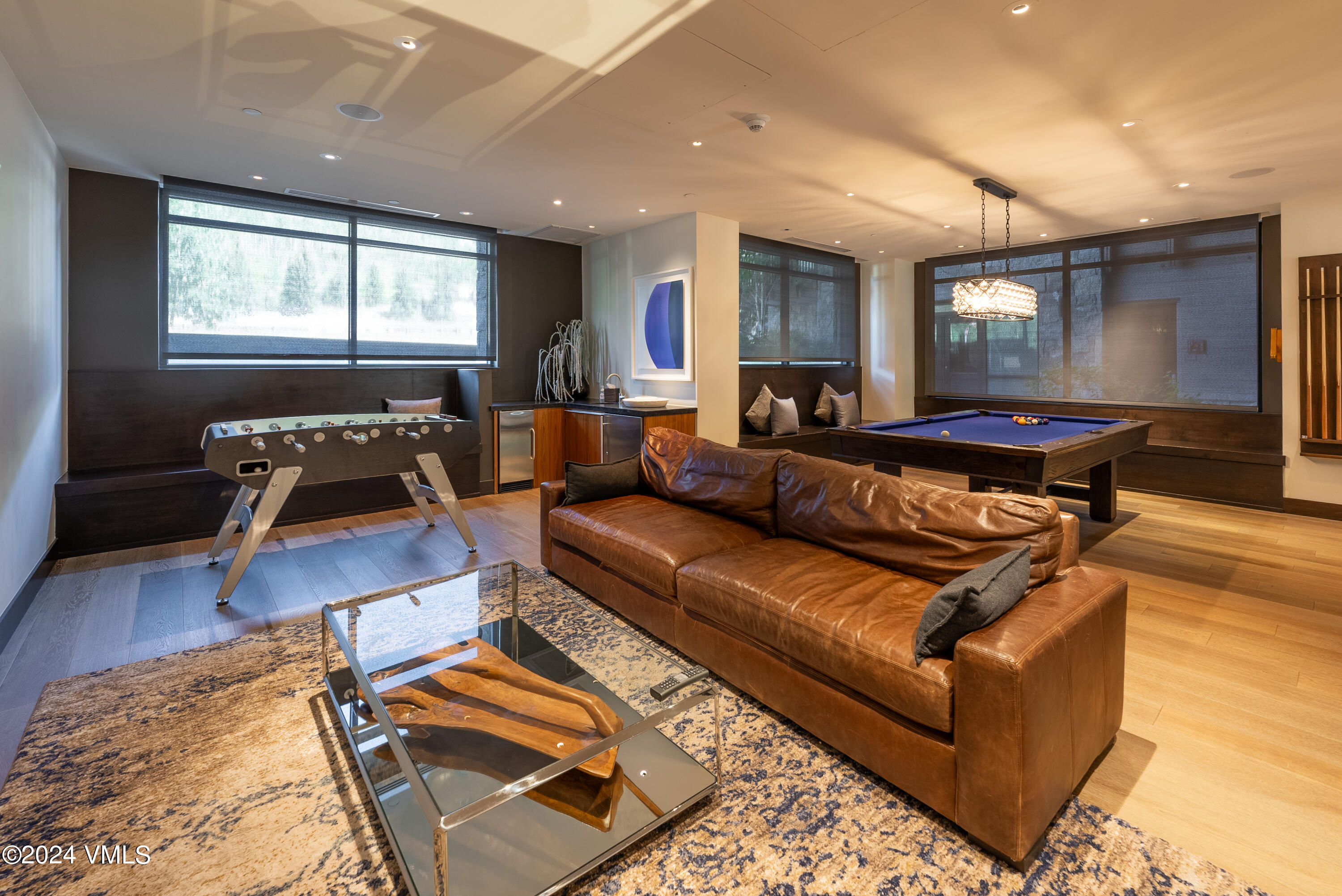 701 W Lionshead, E406