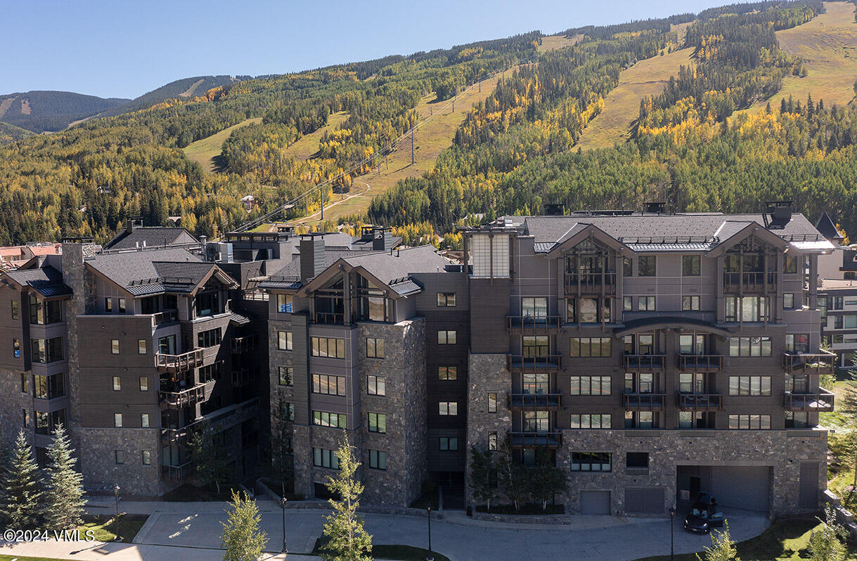 701 W Lionshead, E406