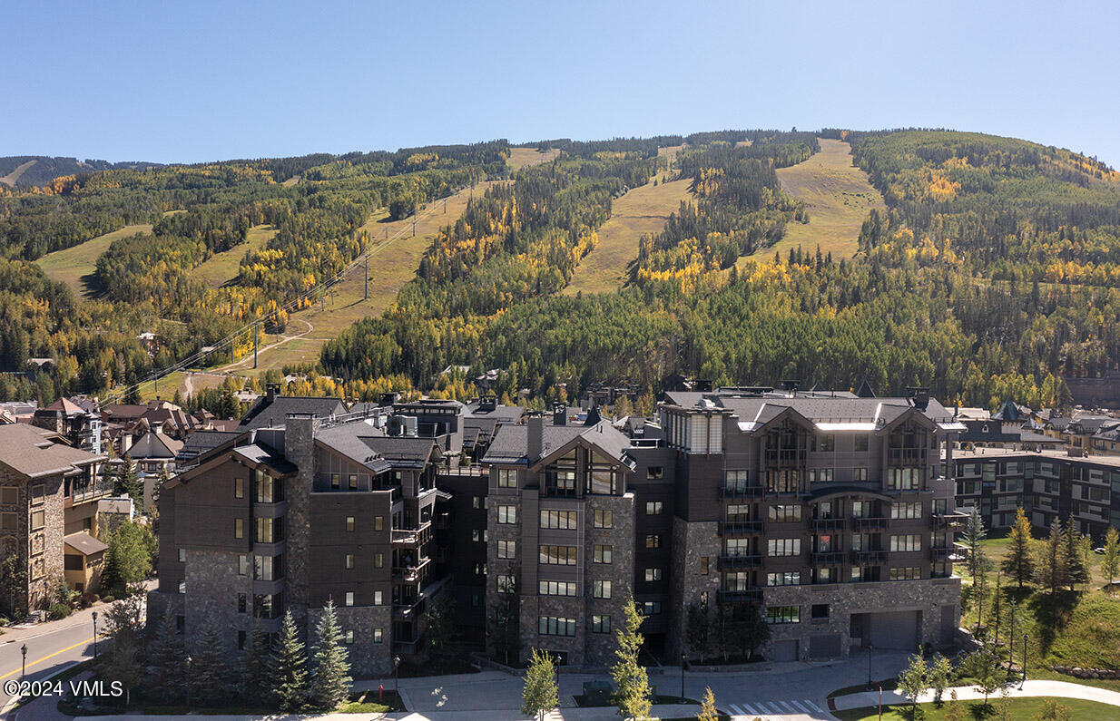 701 W Lionshead, E406