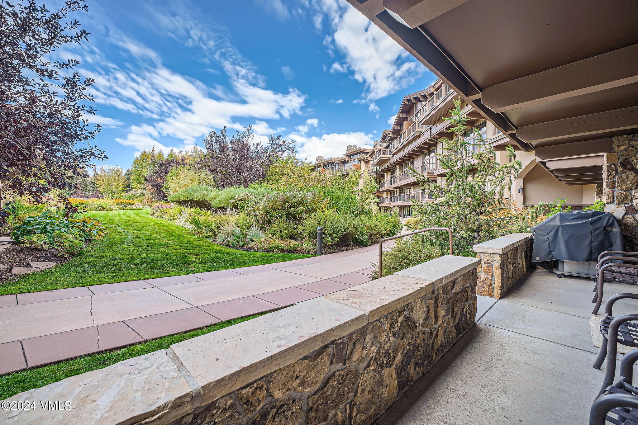 595 Vail Valley Drive Unit: 164