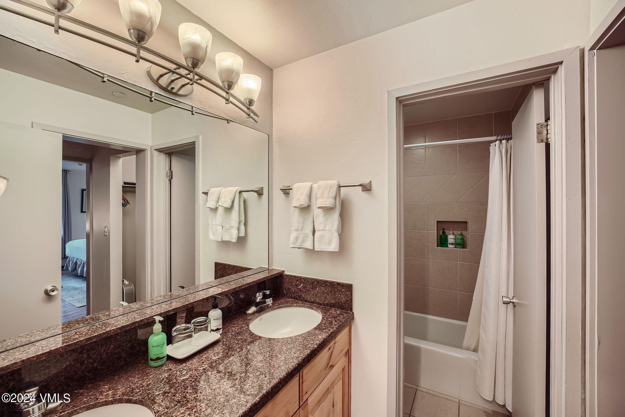 595 Vail Valley Drive Unit: 164