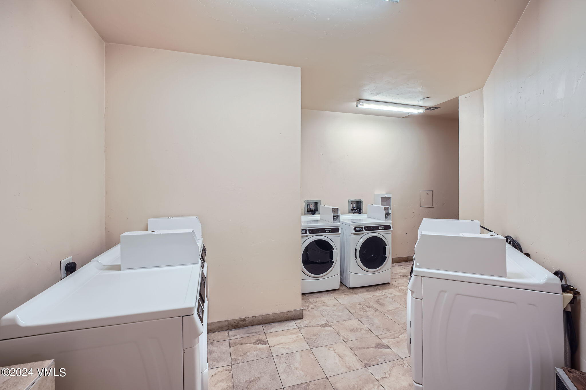 595 Vail Valley Drive Unit: 164