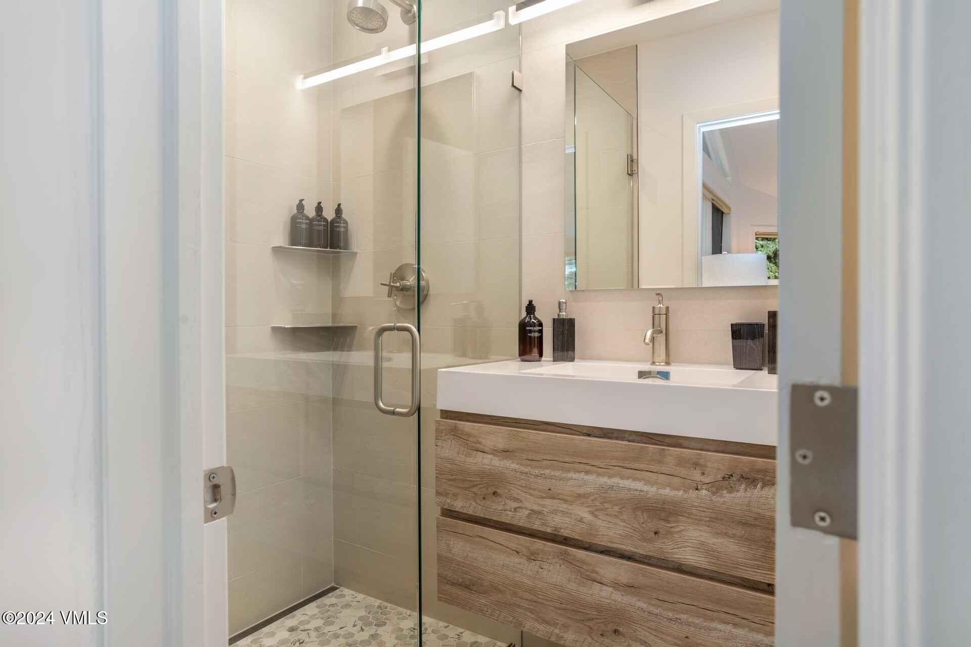 1592 Golf Terrace Terrace Q55