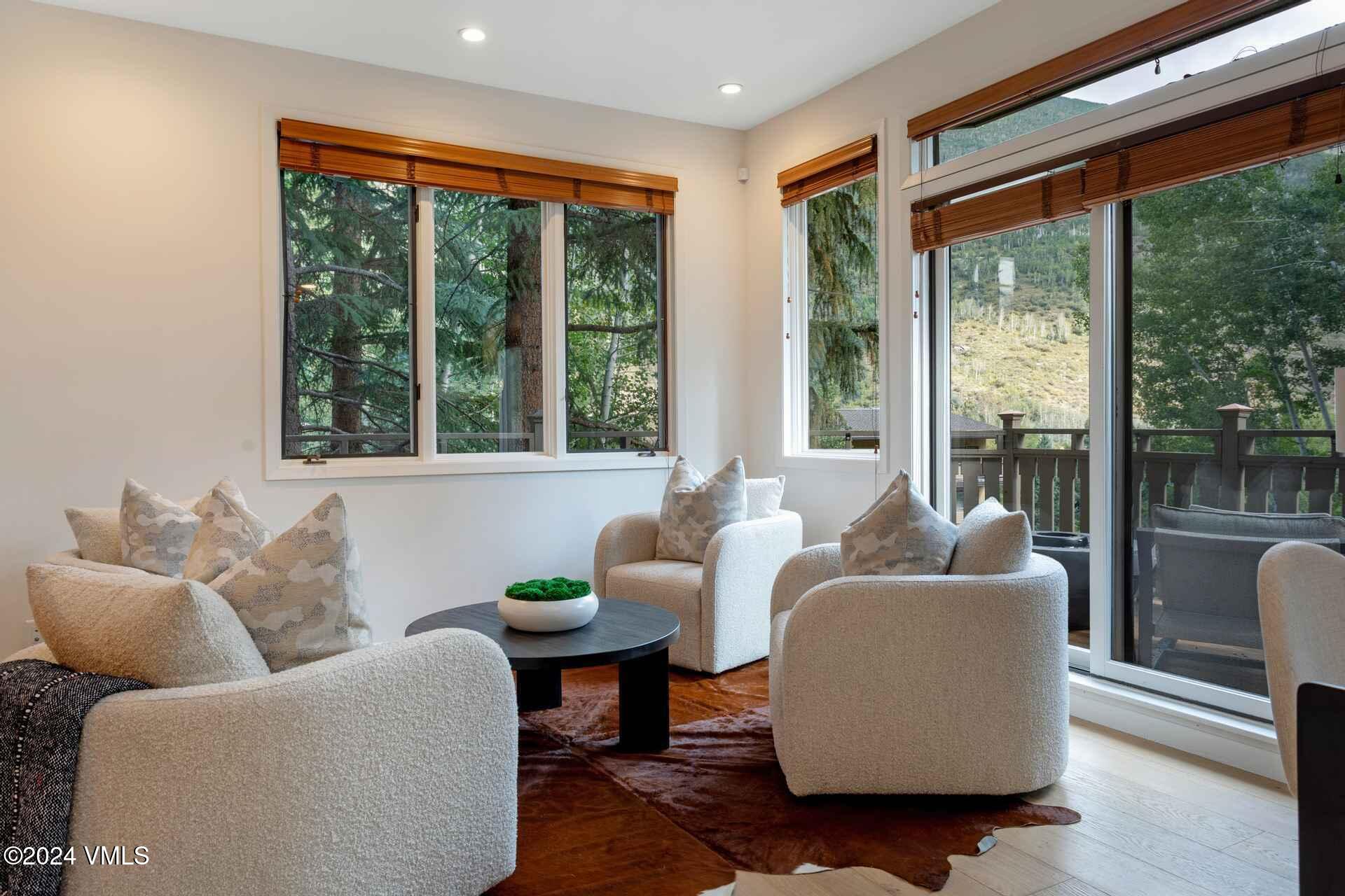 1592 Golf Terrace Terrace Q55