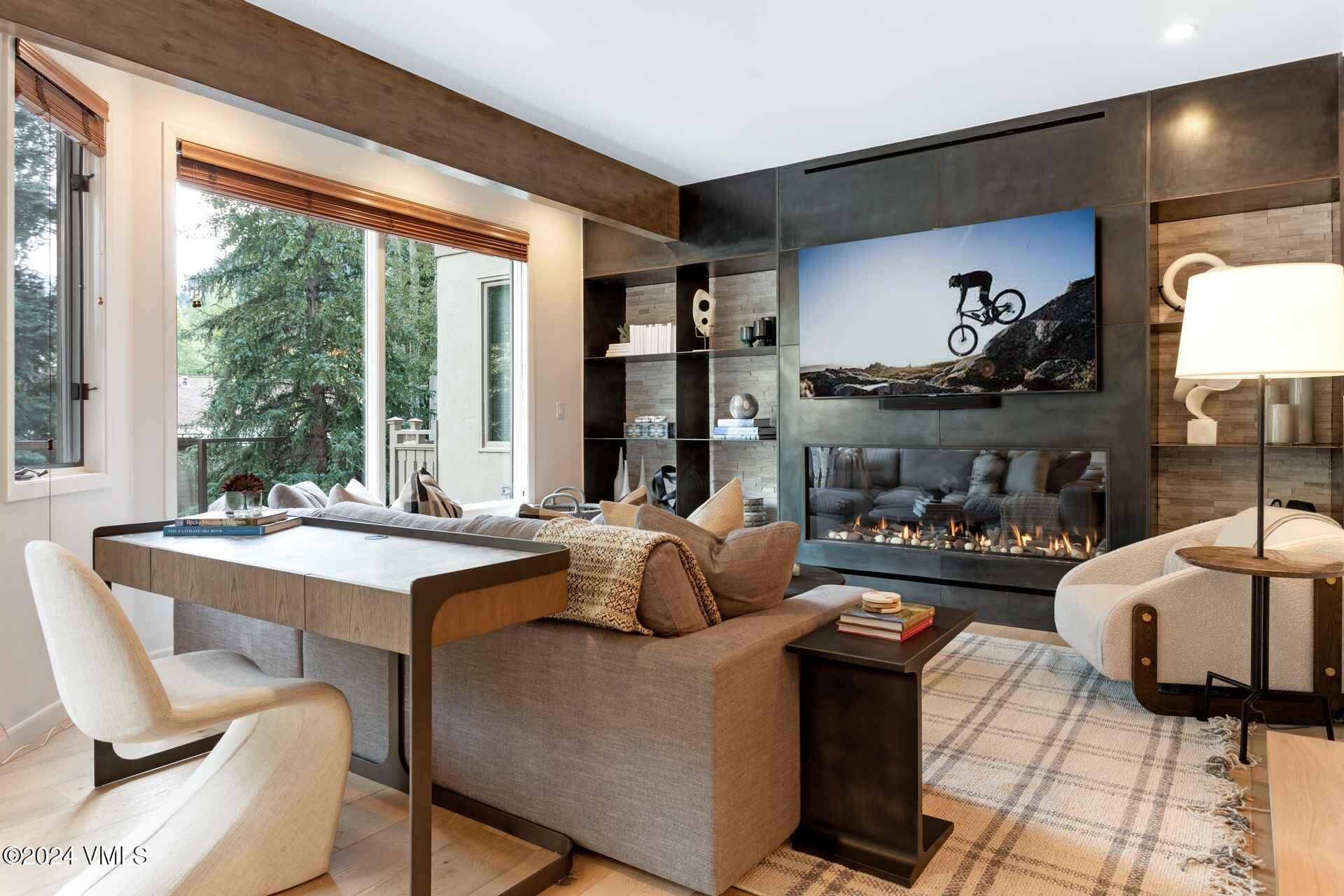 1592 Golf Terrace Terrace Q55