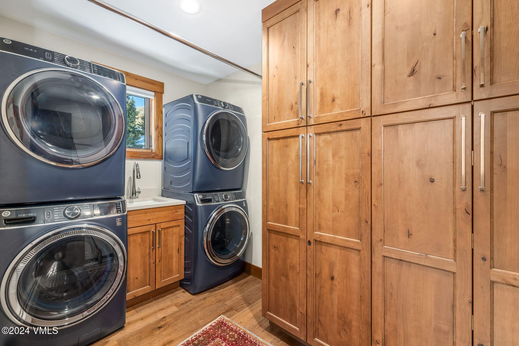 1670 Fallridge Place C11 (B)