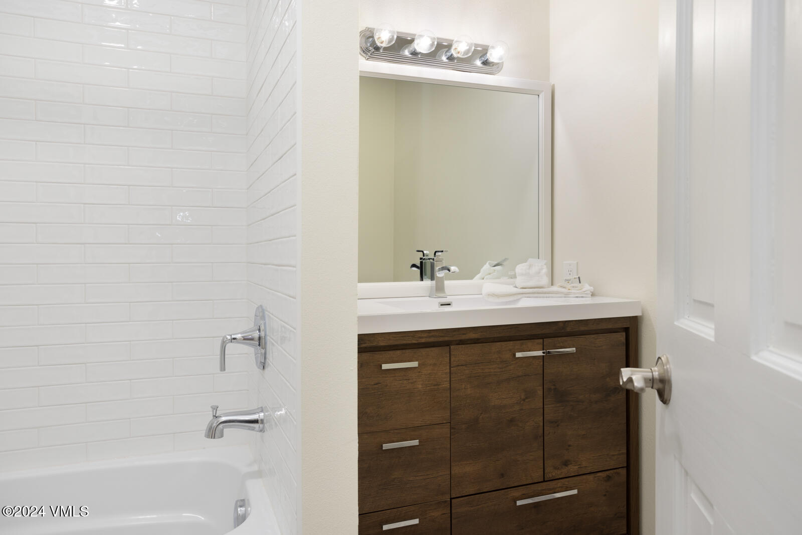 177 Lake Street, 19 | SOLD