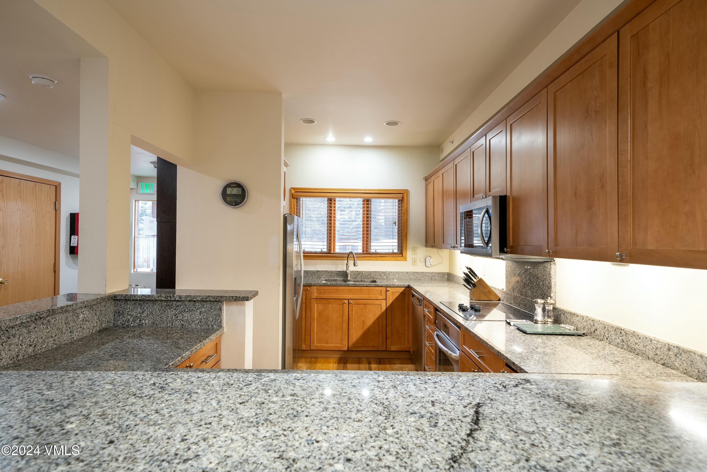 228 & 238 W Beaver Creek Boulevard, A & B