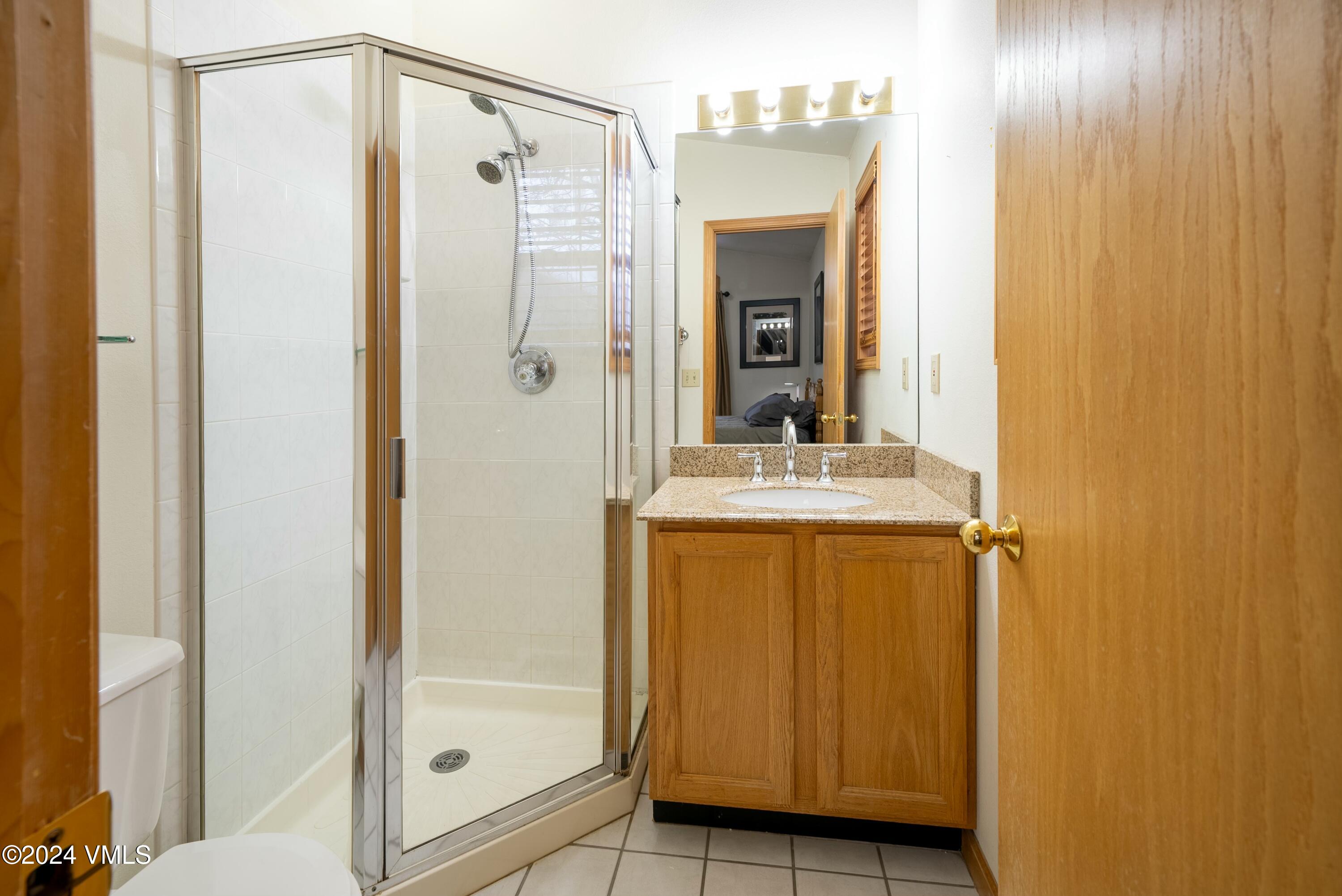 228 & 238 W Beaver Creek Boulevard, A & B