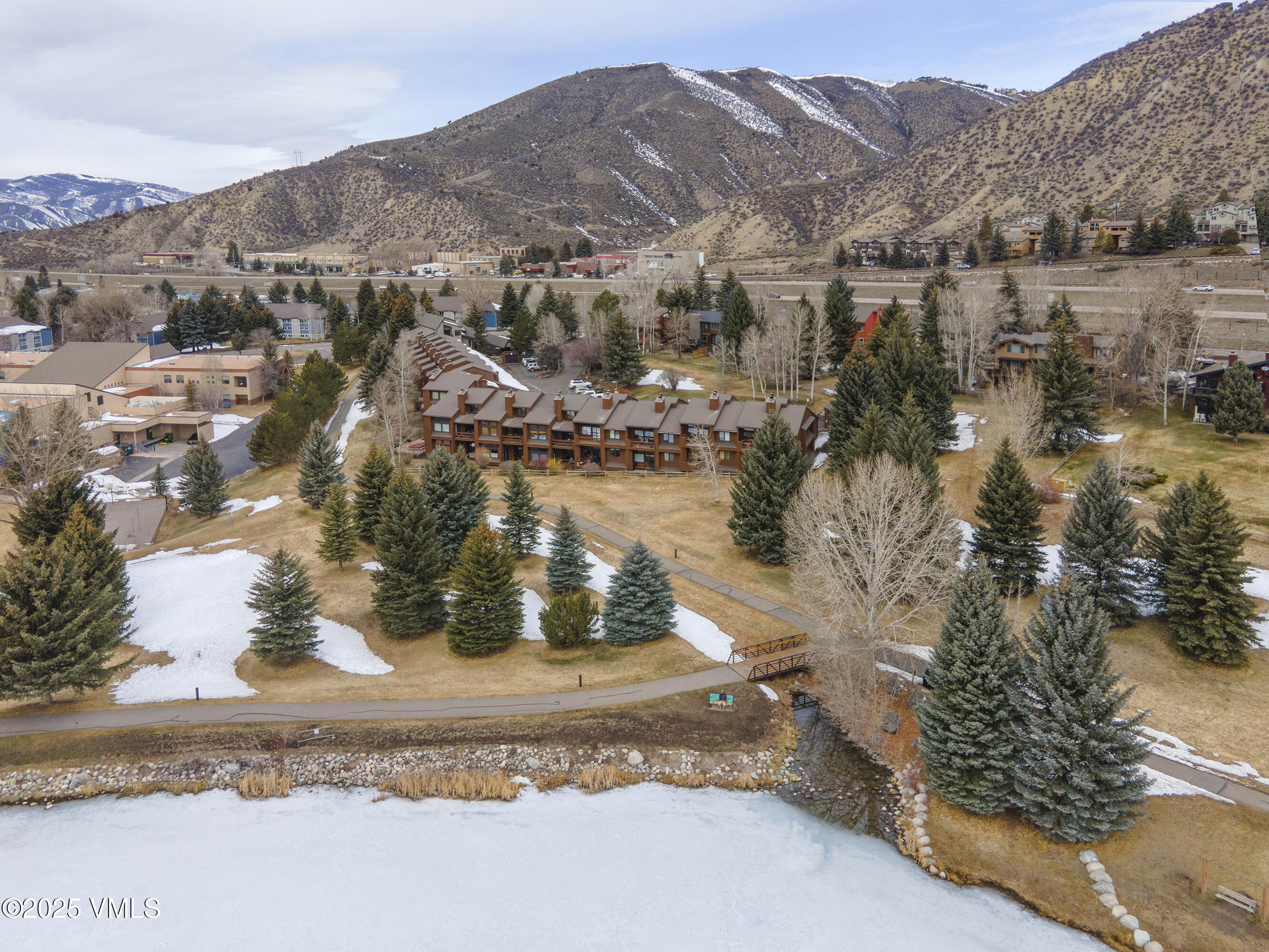 760 W Beaver Creek 115
