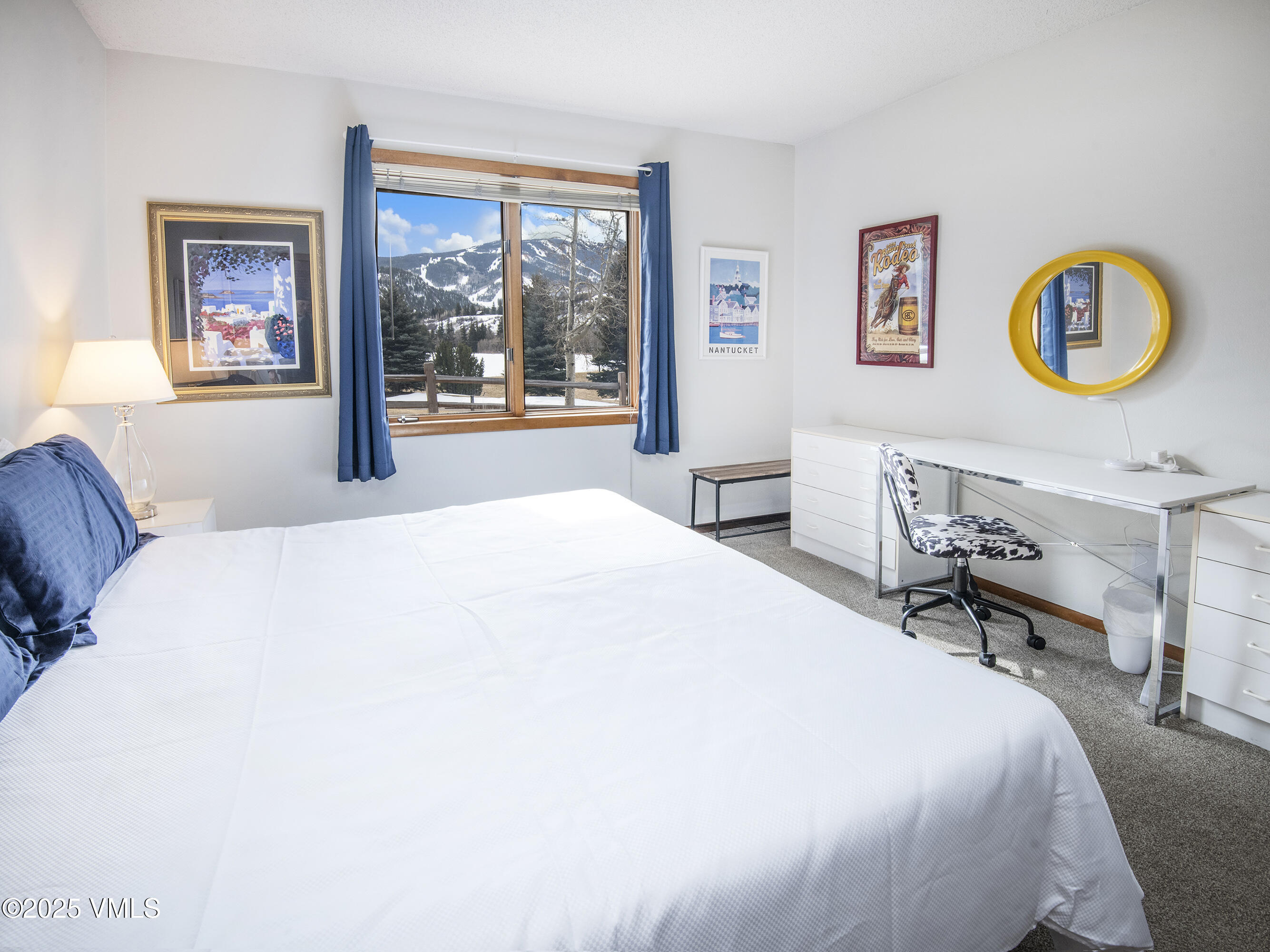 760 W Beaver Creek 115