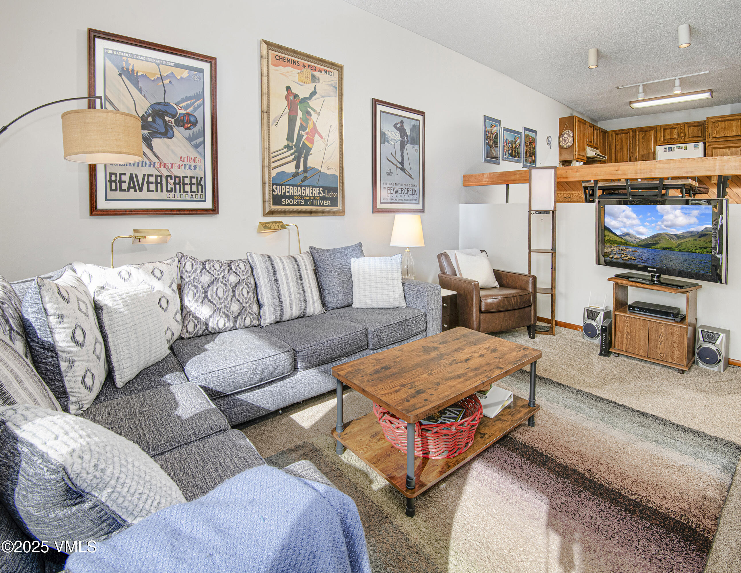 760 W Beaver Creek 115