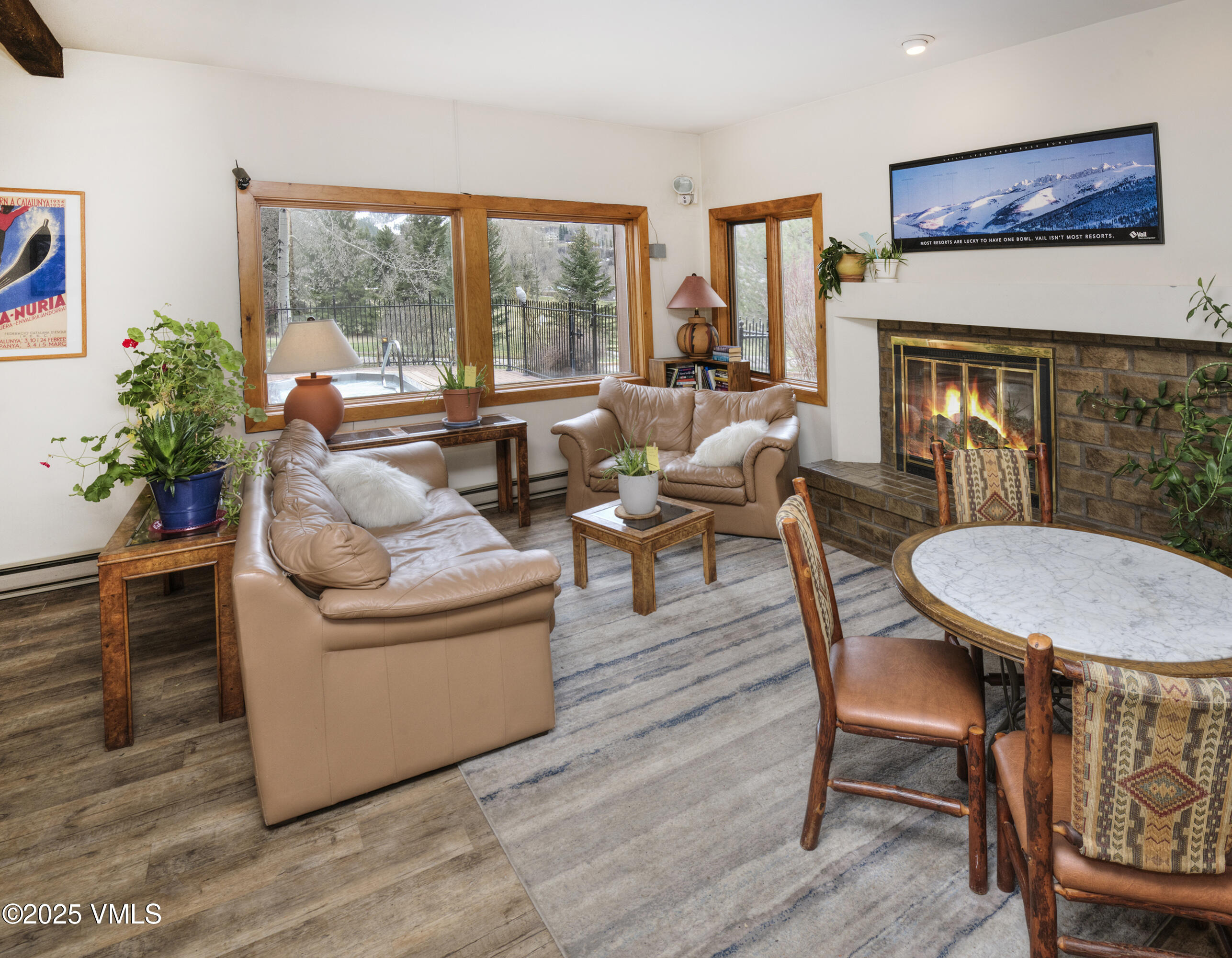 760 W Beaver Creek 115