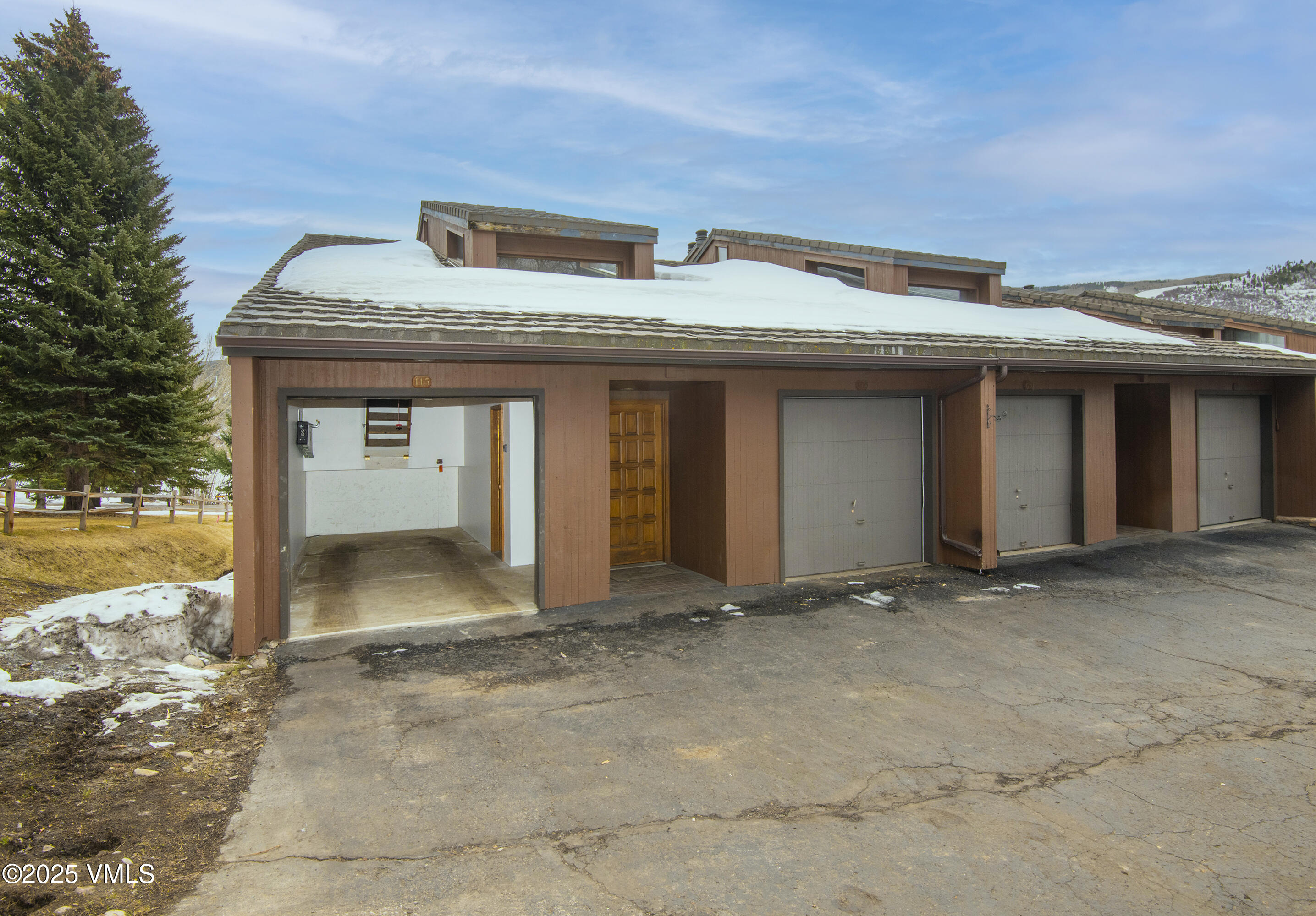 760 W Beaver Creek 115