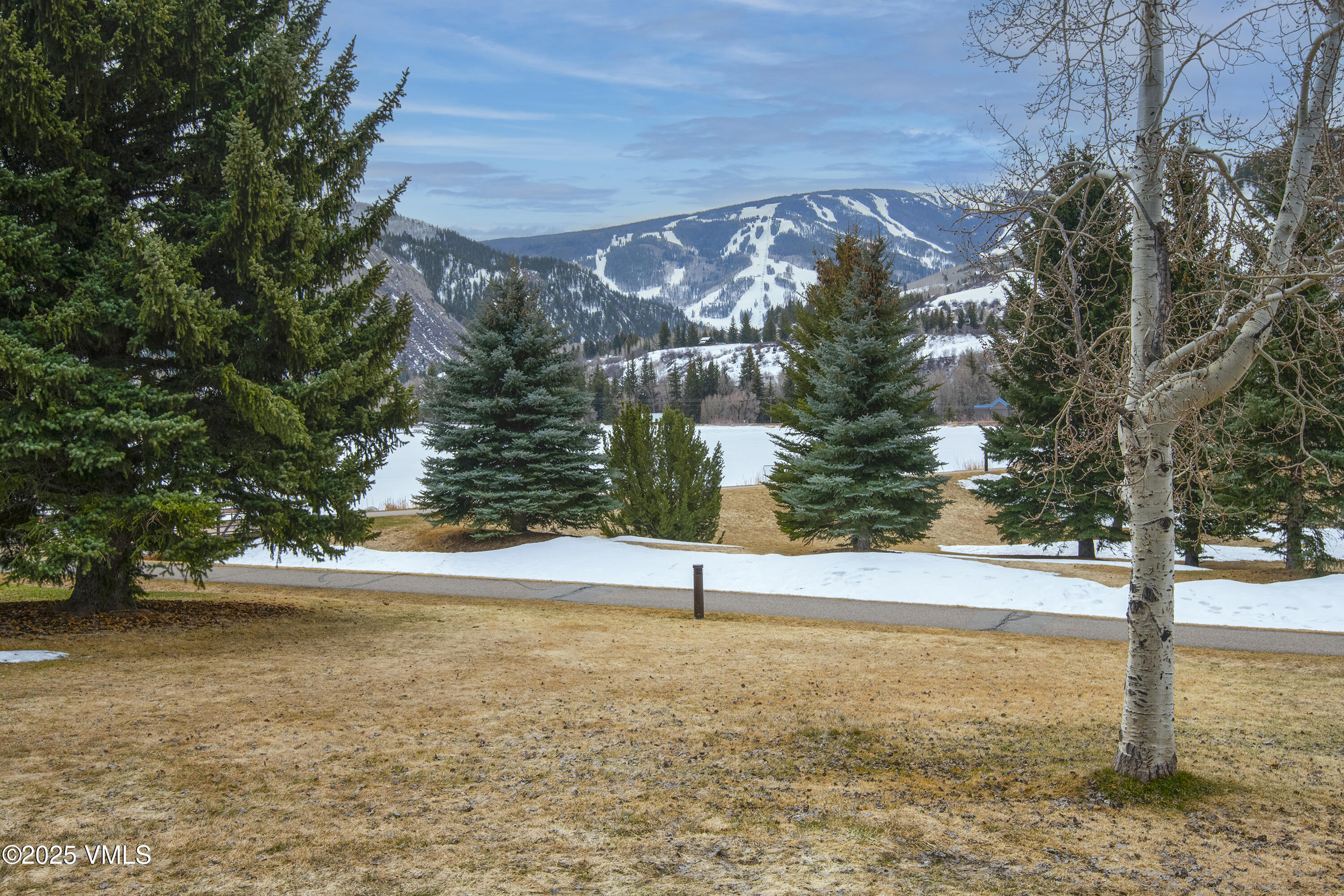 760 W Beaver Creek 115
