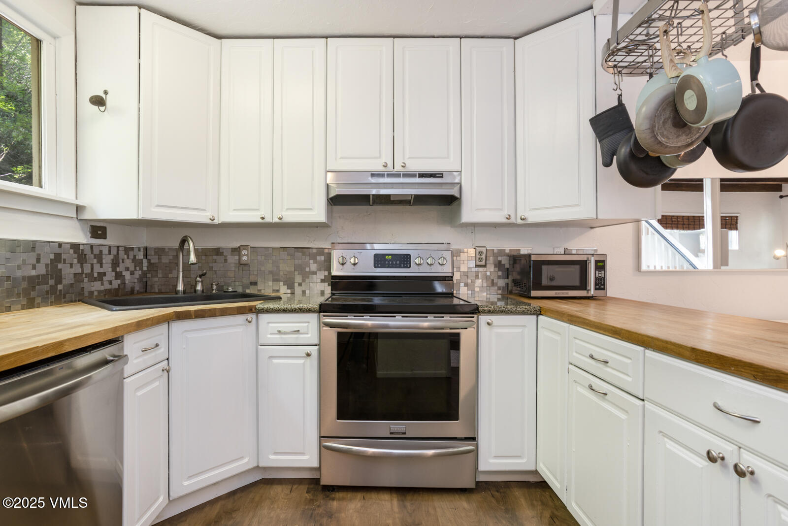 2932 Bellflower Drive, B