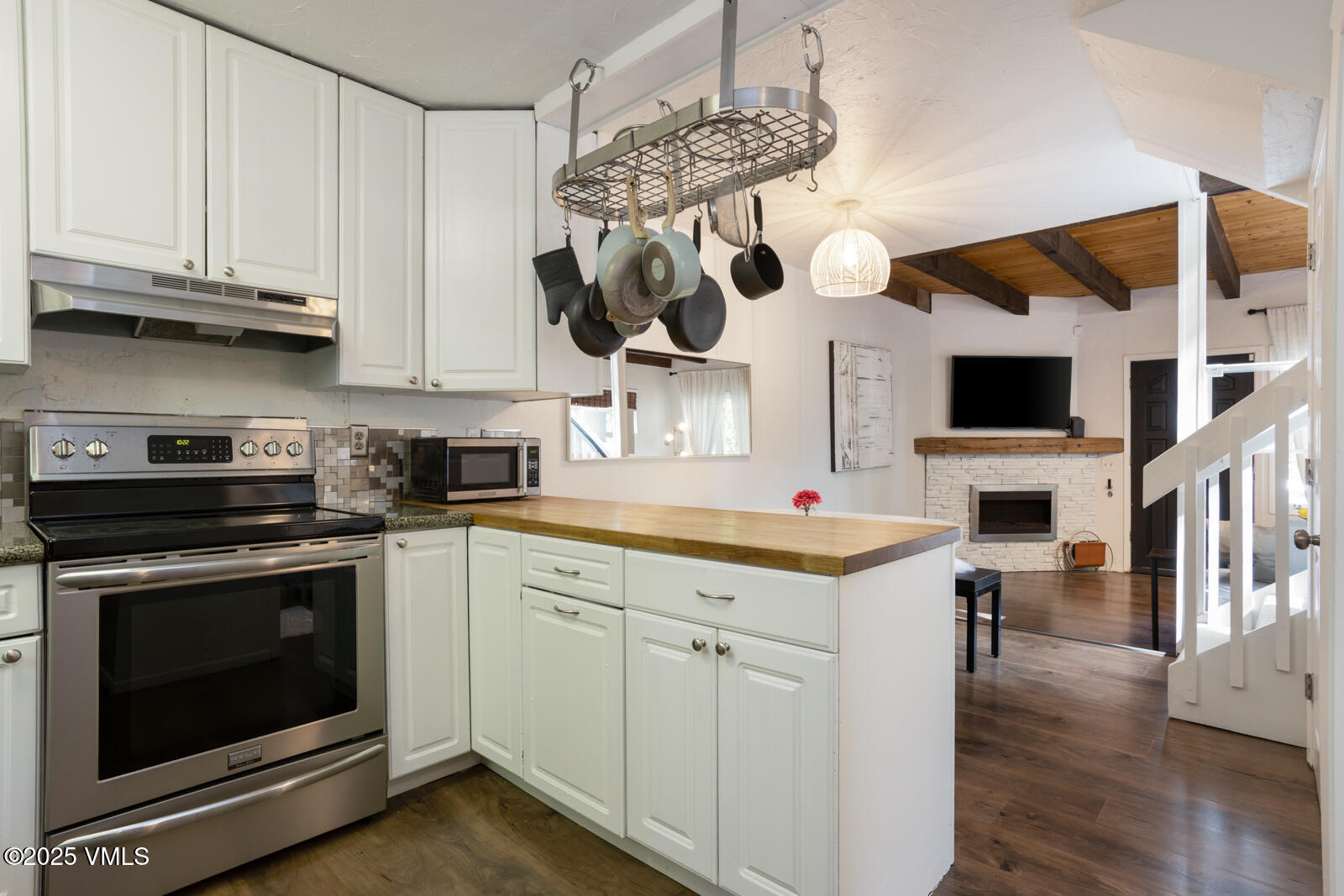 2932 Bellflower Drive, B