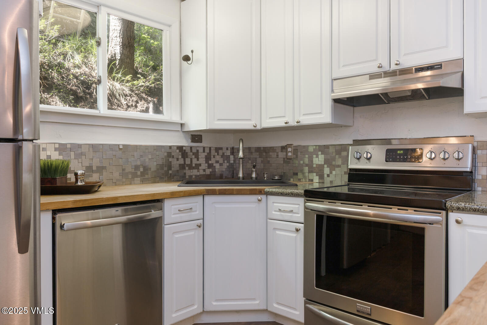 2932 Bellflower Drive, B