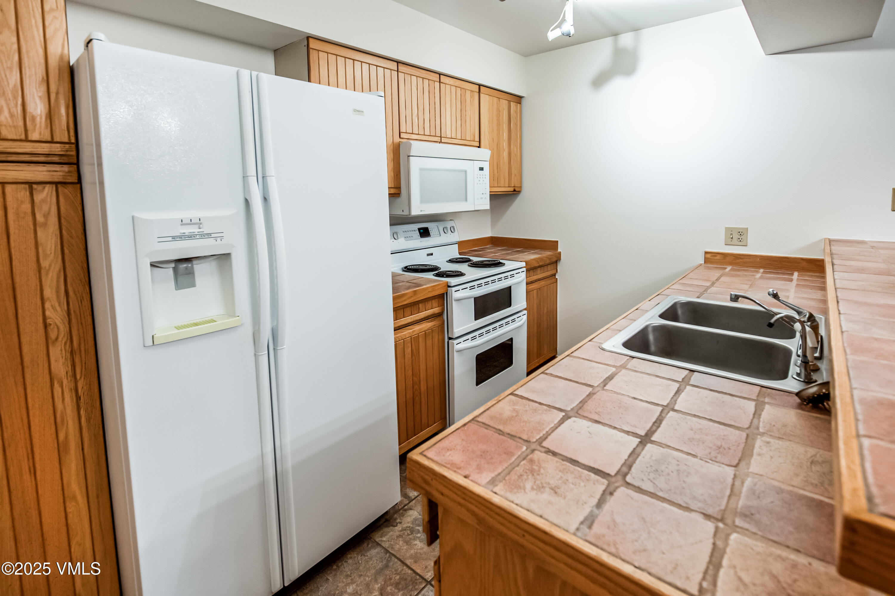 470 Homestead, 20