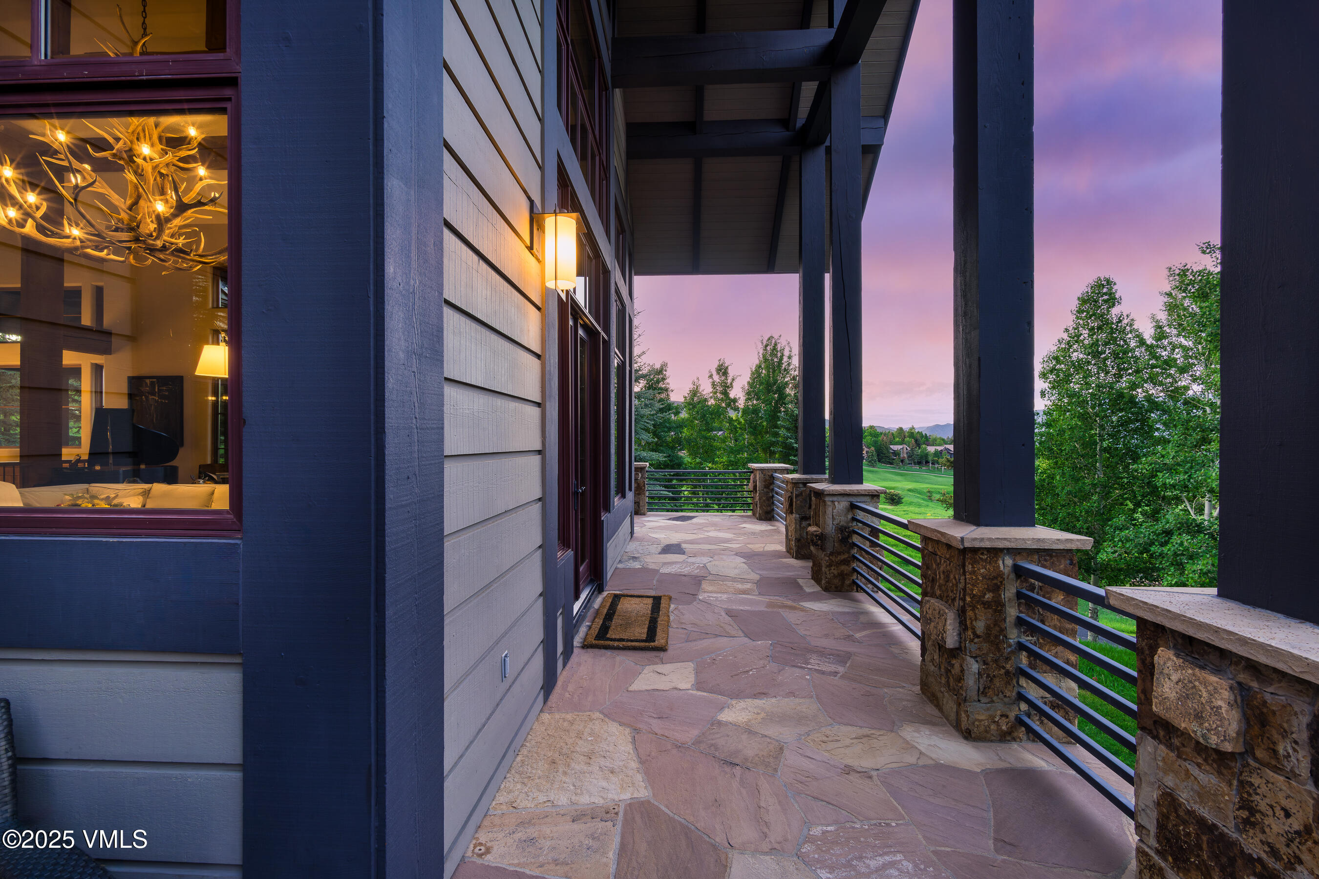 25 Stag Gulch Ct