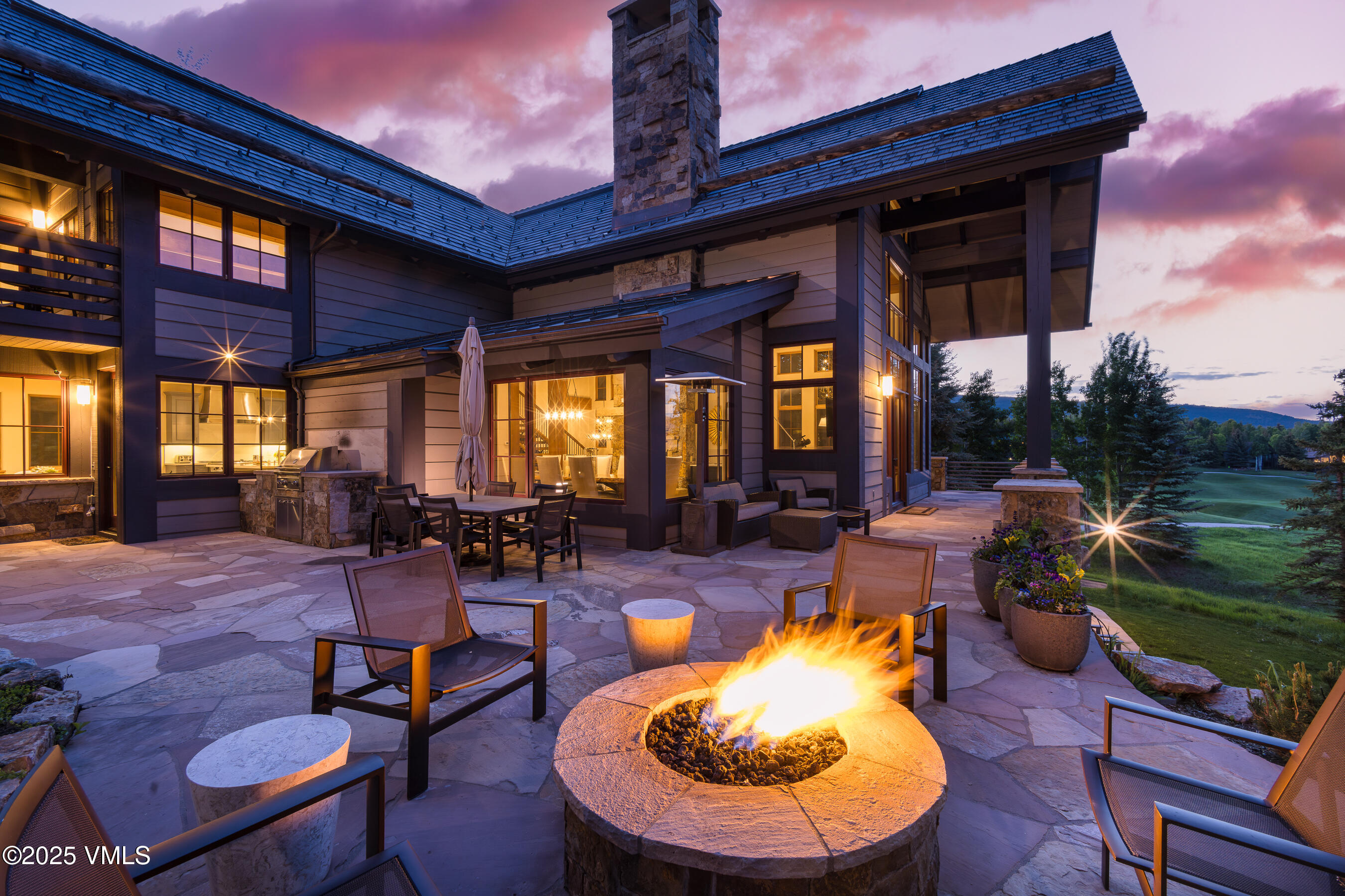 25 Stag Gulch Ct